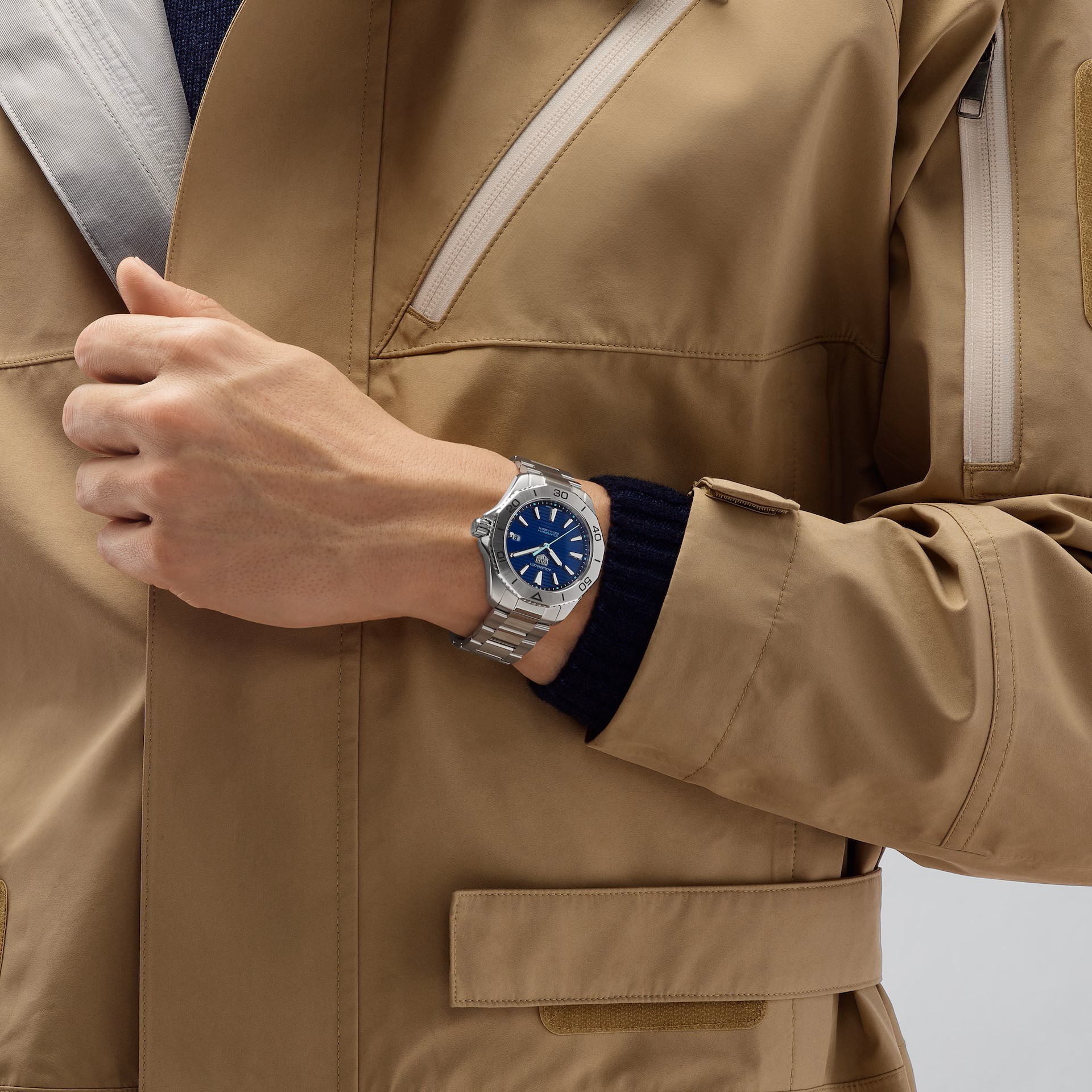 Reloj Tag Heuer Aquaracer professional 200 solargraph